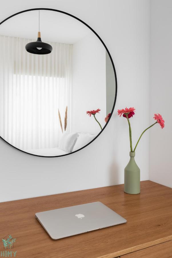 Apartment White Eclectic Design By Homy Tel Aviv